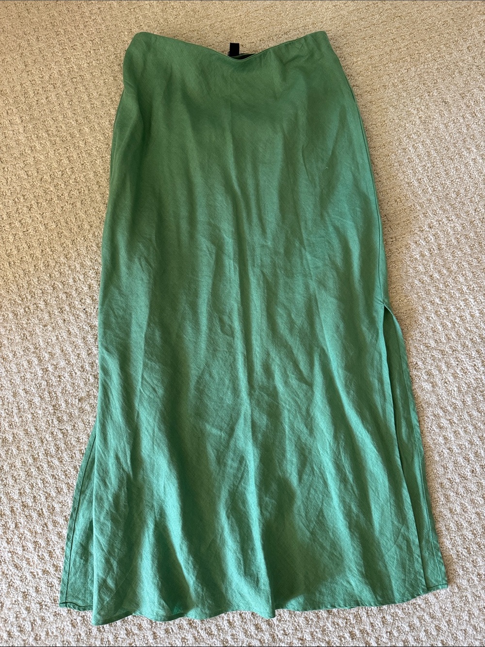 J Crew/Green Women's Midi Skirt - Sleek Side Slit both sides